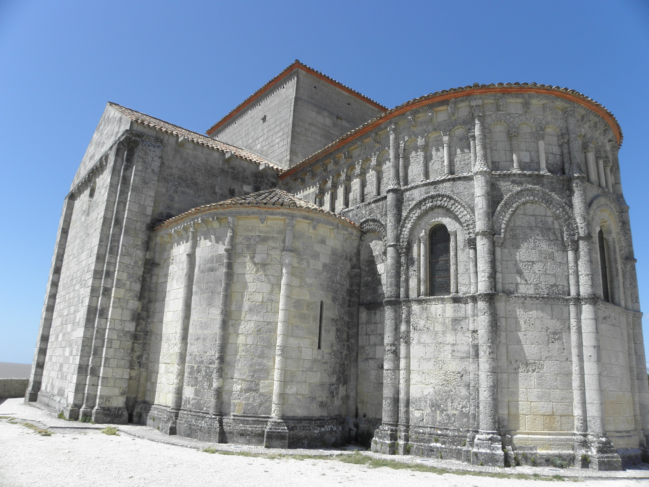 Eglise Sainte-Radegonde